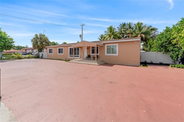 10 W 53rd Ter, Hialeah, FL 33012 - photo 22