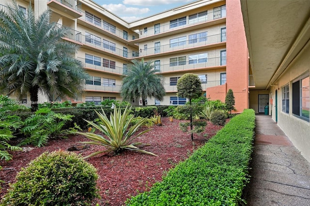 4525 W 20th Ave Unit 123, Hialeah, FL 33012 - photo 1