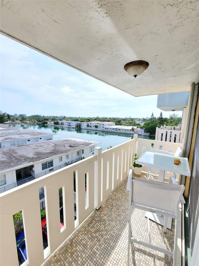 7900 Tatum Waterway Dr Unit 502, Miami Beach, FL 33141 - balcony with a water view