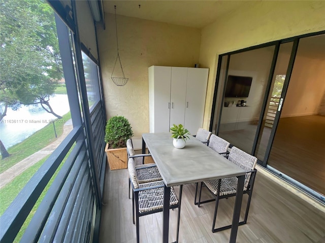 view of sunroom / solarium