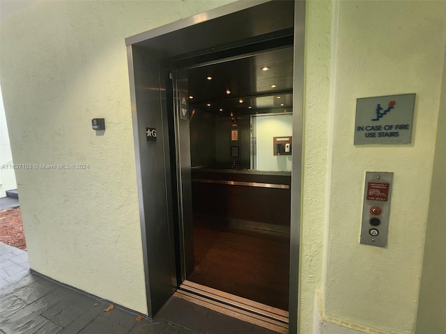 property entrance featuring elevator