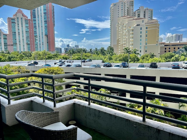 3300 NE 191st St Unit 515, Aventura, FL 33180 - balcony with a view of skyline