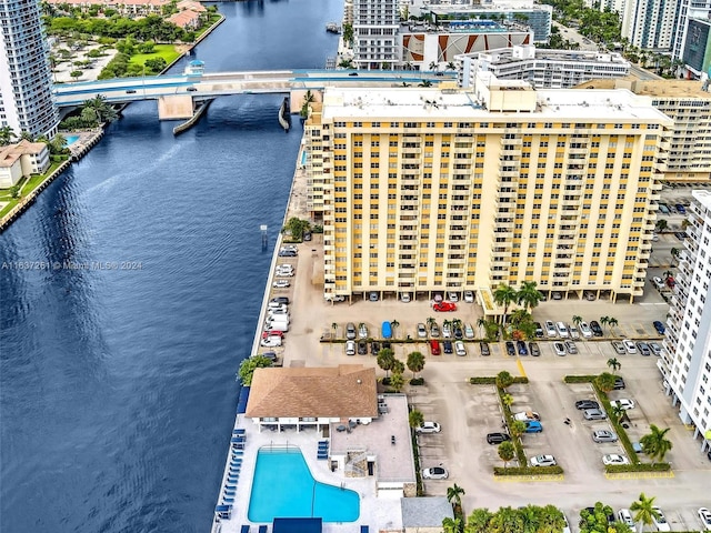 bird's eye view with a water view