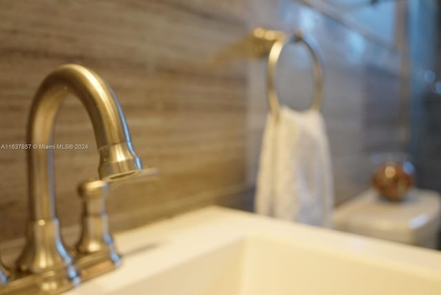 interior details featuring a sink