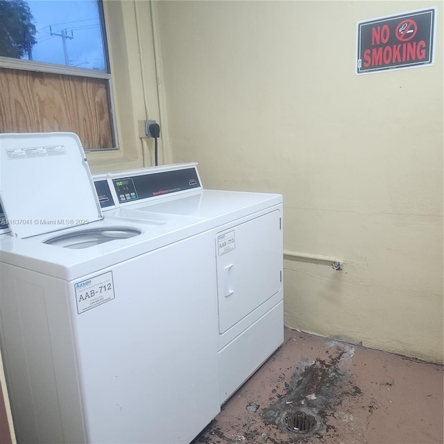 5800 NW 64th Ave Unit 108, Tamarac, FL 33319 - washroom featuring independent washer and dryer