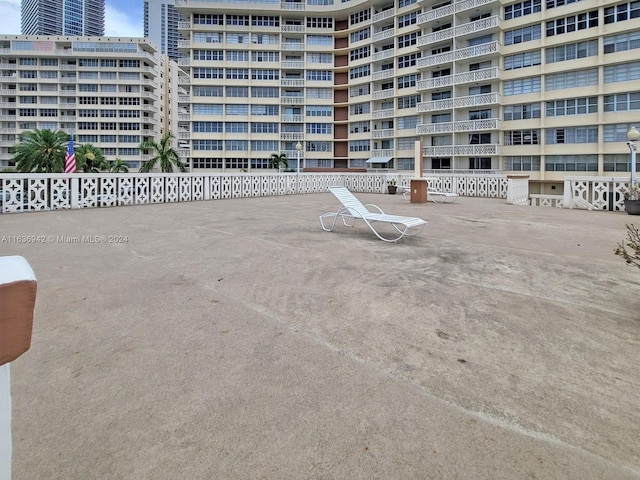 1825 S Ocean Dr Unit 206, Hallandale Beach, FL 33009 - view of community
