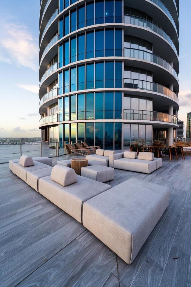 851 NE 1st Ave Unit 4811, Miami, FL 33132 - view of wooden terrace