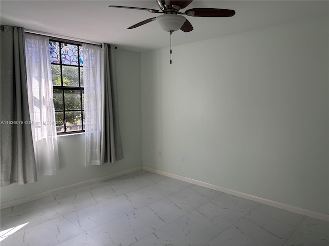 empty room with ceiling fan