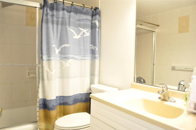 full bathroom with toilet, vanity, and shower / bath combination with curtain