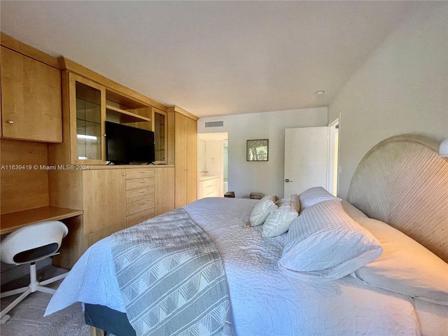 bedroom featuring carpet floors