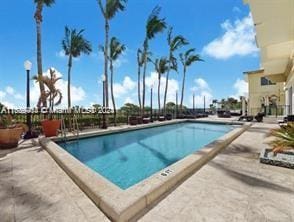 9195 Collins Ave Unit 801, Surfside, FL 33154 - view of community pool