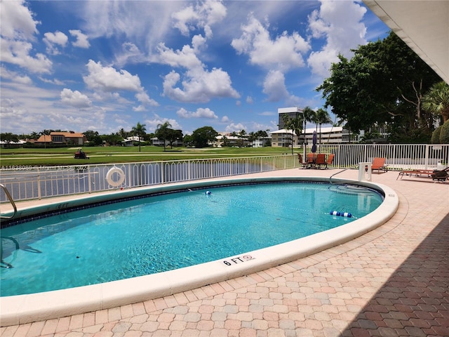 view of swimming pool