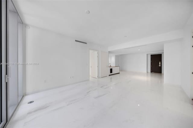 300 Biscayne Blvd Way Unit 2009, Miami, FL 33131 - unfurnished room featuring marble finish floor