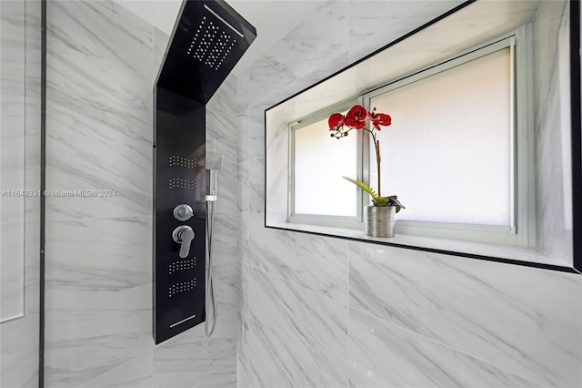 5740 NE 19th Ave, Fort Lauderdale, FL 33308 - interior details featuring a marble finish shower