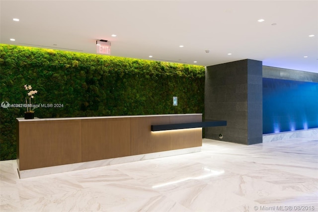 400 Sunny Isles Blvd Unit 1019, Sunny Isles Beach, FL 33160 - reception featuring recessed lighting
