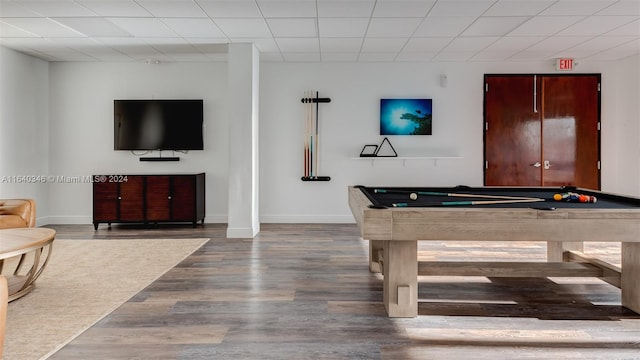 playroom featuring wood-type flooring, pool table, and a drop ceiling