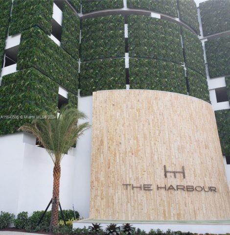 16385 Biscayne Blvd Unit Ph7, North Miami Beach, FL 33160 - photo 4
