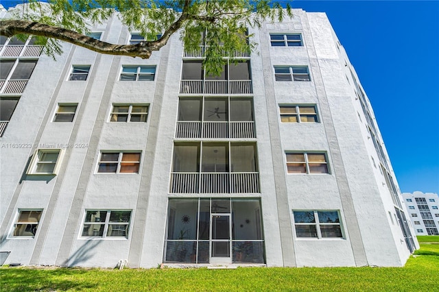 view of building exterior