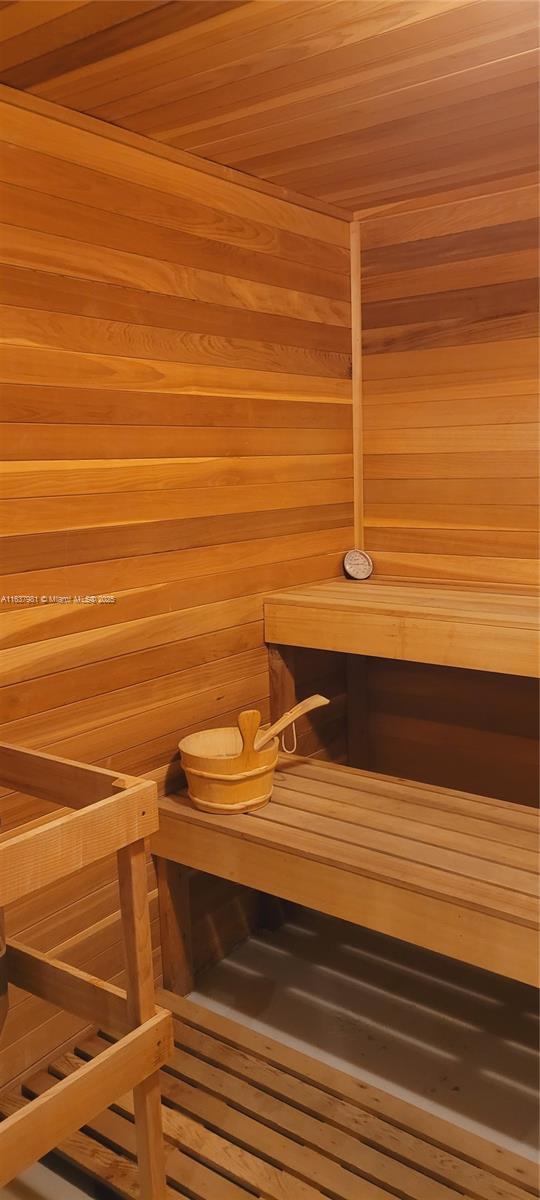 view of sauna / steam room