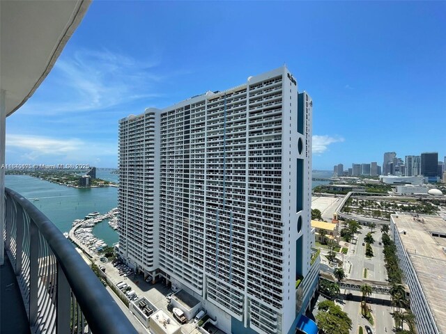 1750 N Bayshore Dr Unit 2708, Miami, FL 33132 - view of building exterior featuring a water view and a city view