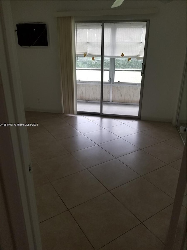 186 Ventnor L Unit 186, Deerfield Beach, FL 33442 - empty room featuring tile patterned floors