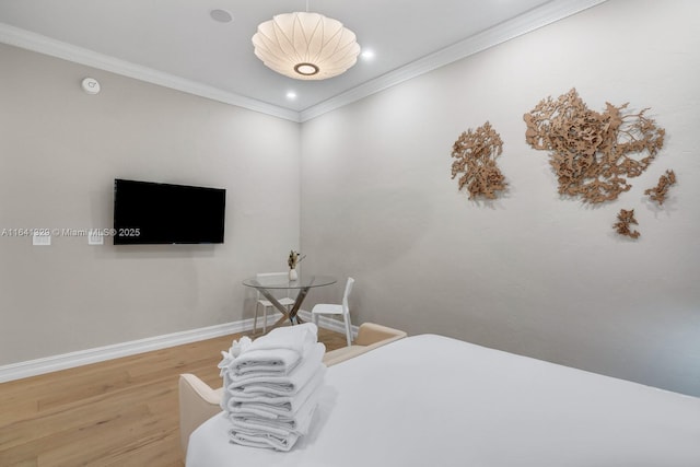 168 Fiesta Way, Fort Lauderdale, FL 33301 - bedroom with wood finished floors, baseboards, crown molding, and recessed lighting