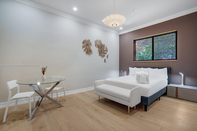 168 Fiesta Way, Fort Lauderdale, FL 33301 - bedroom with light wood-type flooring, recessed lighting, crown molding, and baseboards