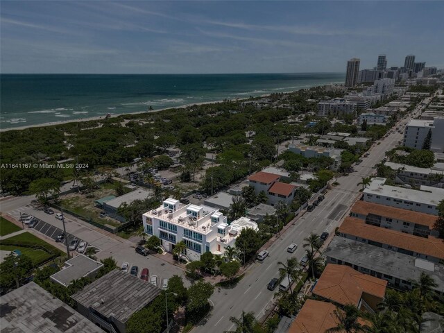 Listing photo 3 for 8143 Harding Ave, Miami Beach FL 33141