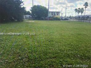 15015 NW 22nd Ave, Opa-Locka, FL 33054 - photo 4