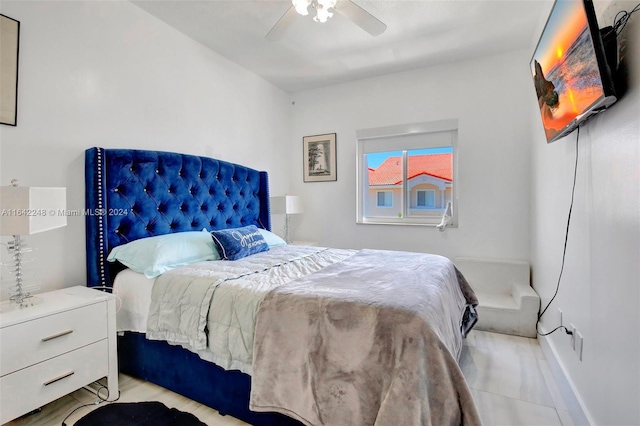 bedroom with a ceiling fan