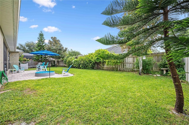 view of yard with a patio