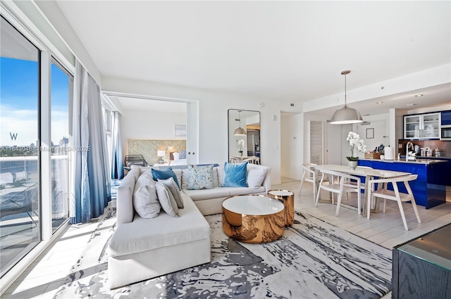 3101 Bayshore Dr Unit 805, Fort Lauderdale, FL 33304 - photo 7