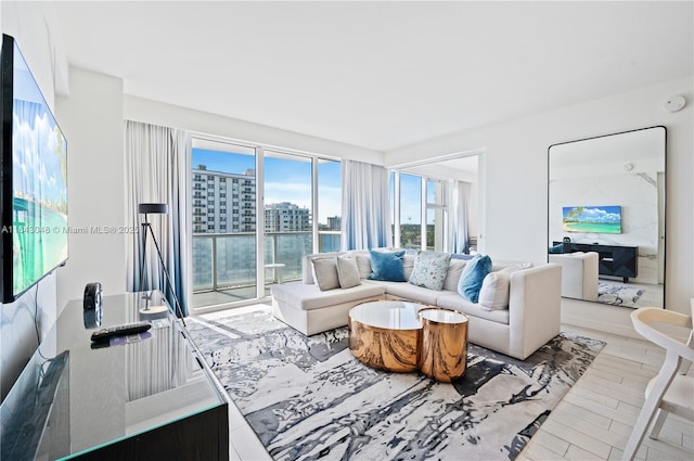 3101 Bayshore Dr Unit 805, Fort Lauderdale, FL 33304 - photo 8