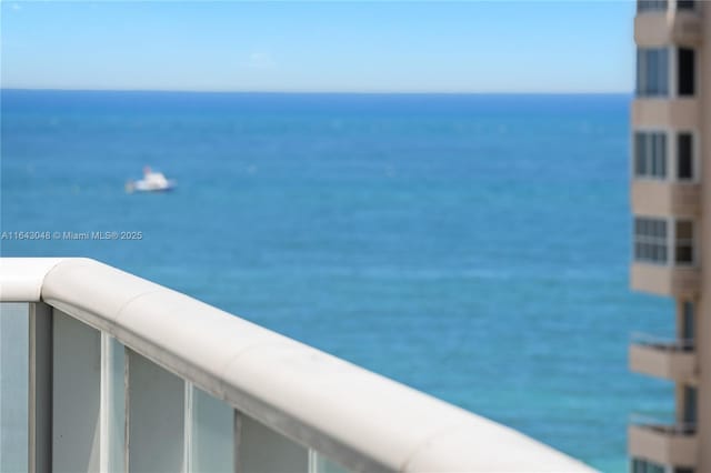 3101 Bayshore Dr Unit 805, Fort Lauderdale, FL 33304 - photo 10