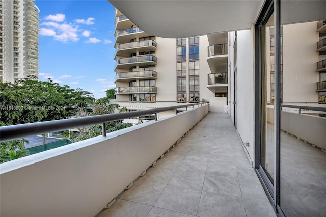 19667 Turnberry Way Unit 3E, Aventura, FL 33180 - view of balcony
