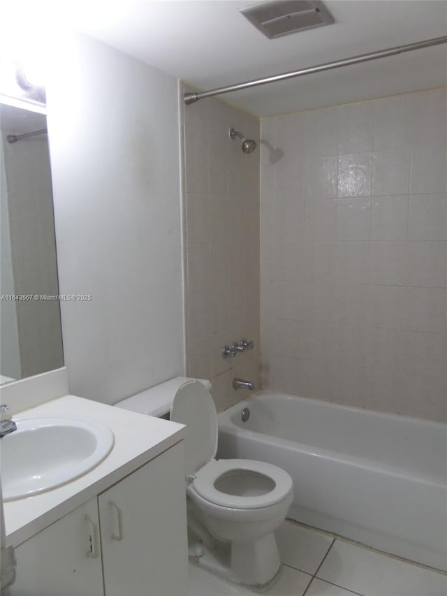 17530 NW 68th Ave Unit C4002, Hialeah, FL 33015 - full bathroom with tile patterned floors,  shower combination, toilet, and vanity