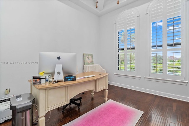 office area with dark hardwood / wood-style floors