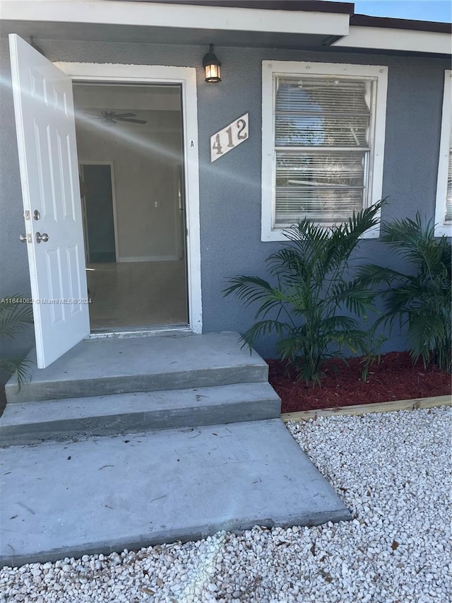 view of entrance to property