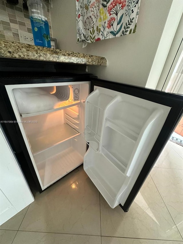 interior details with decorative backsplash