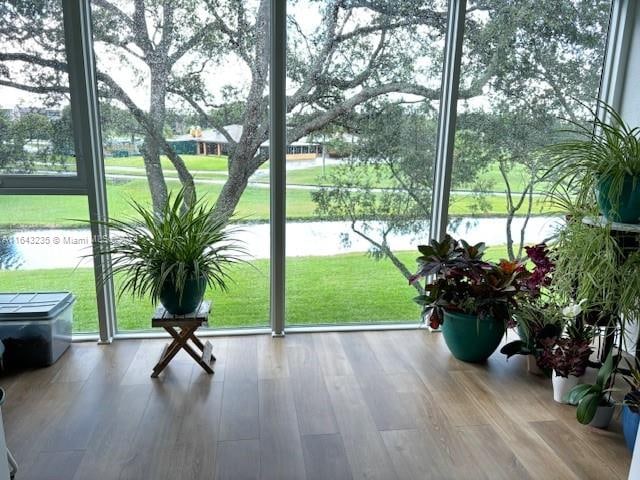 view of sunroom / solarium