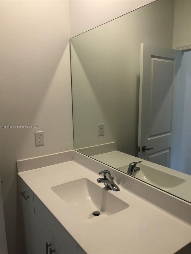 bathroom featuring vanity