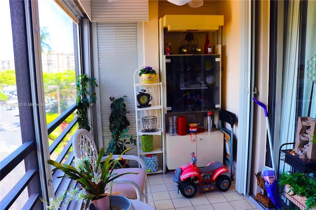 900 Saint Charles Pl Unit 316, Pembroke Pines, FL 33026 - view of sunroom / solarium