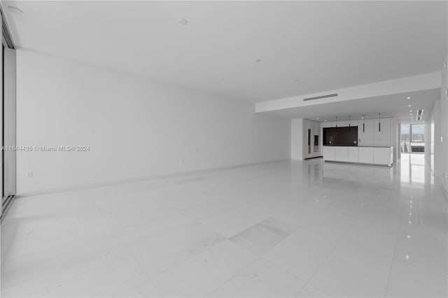300 Biscayne Blvd Way Unit 4204, Miami, FL 33131 - view of unfurnished living room