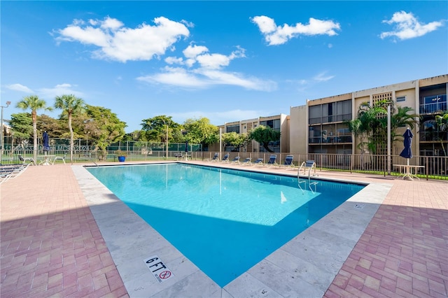 view of swimming pool