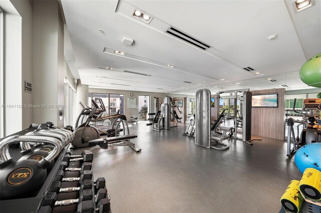 1600 SW 1st Ave Unit 614, Miami, FL 33129 - exercise room with visible vents