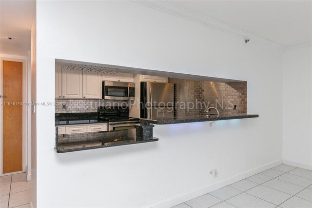 7601 E Treasure Dr Unit 824, North Bay Village, FL 33141 - photo 8