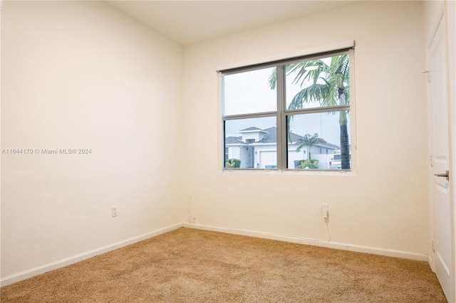 empty room with carpet