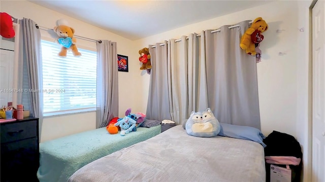 3395 NE 9th St Unit 101, Homestead, FL 33033 - bedroom with multiple windows
