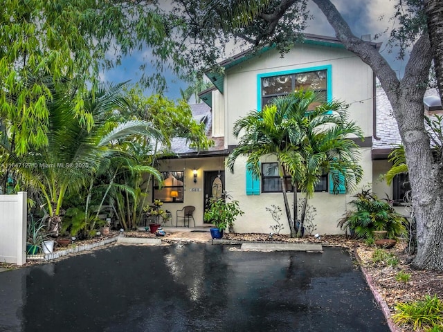 view of front of house with a patio