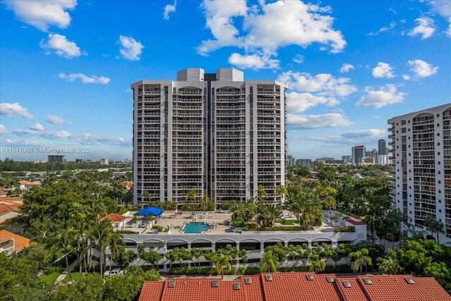 3598 Yacht Club Dr Unit 302, Aventura, FL 33180 - view of property with a city view